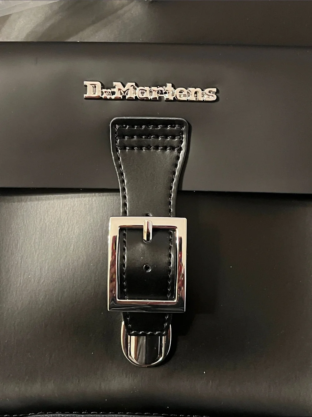 Dr. Martens Large Heart Backpack Crossbody Black